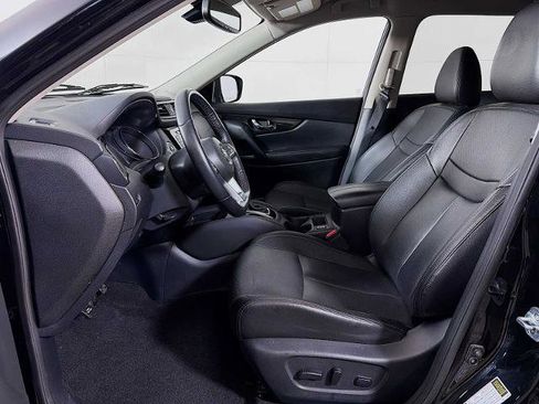 Certified 2018 Nissan Rogue SL image 17