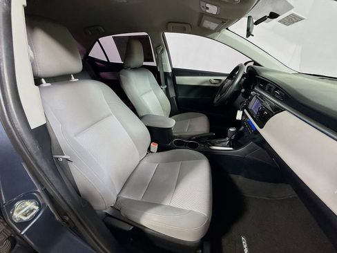 Used 2015 Toyota Corolla LE FWD image 25