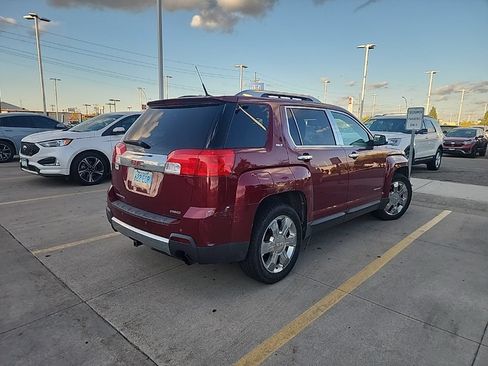 Used 2010 GMC Terrain SLT AWD/4WD image 8