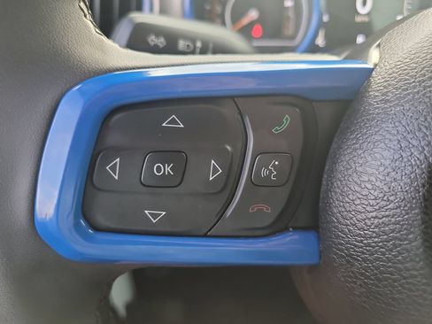 Used 2023 Jeep Gladiator Sport AWD/4WD image 31