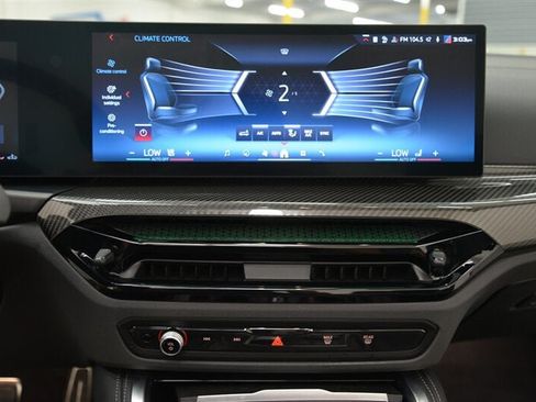 Used 2025 BMW M440i Convertible RWD image 25