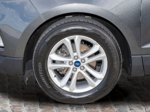 Used 2020 Ford Edge SEL w/ Convenience Package image 38