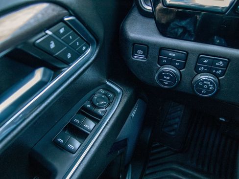 Used 2024 Chevrolet Silverado 1500 LTZ image 12