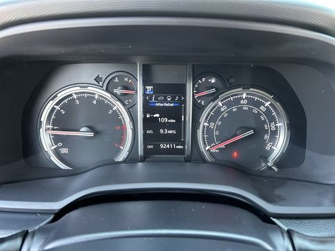 Used 2020 Toyota 4Runner TRD Off-Road Premium w/ Moonroof Package AWD/4WD image 11