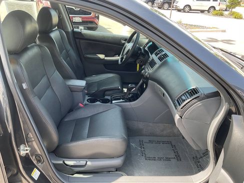 Used 2006 Honda Accord SE image 32