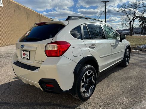 Used 2017 Subaru Crosstrek 2.0i Limited w/ Popular Package #2 AWD/4WD image 9