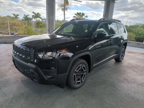 New 2026 Jeep Cherokee Laredo image 9