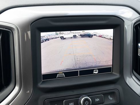 Used 2022 Chevrolet Silverado 1500 Custom AWD/4WD image 4