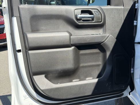 Used 2024 Chevrolet Silverado 1500 Custom Trail Boss w/ Turbomax Blackout Package image 14