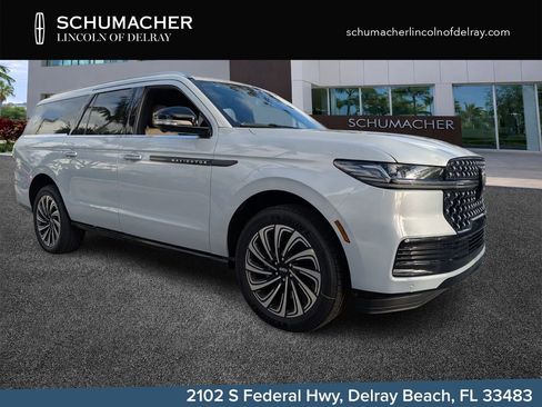 New 2026 Lincoln Navigator L Black Label AWD/4WD image 1