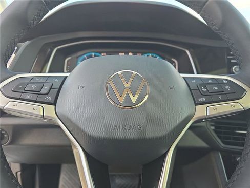 Used 2024 Volkswagen Jetta SEL FWD image 20