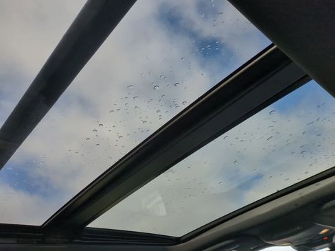 Used 2023 Ford Expedition Max Limited image 24