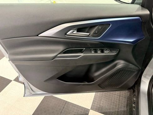 New 2026 Chevrolet Equinox EV LT image 14