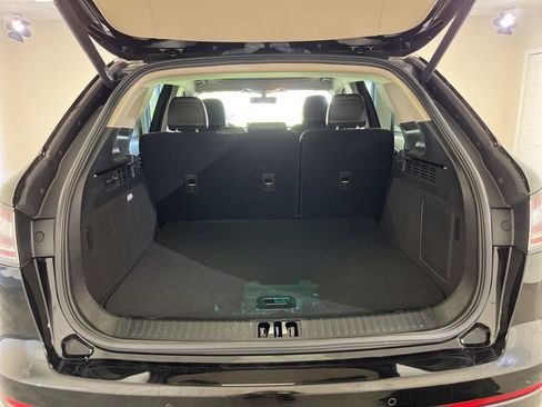 Used 2022 Lincoln Nautilus Reserve AWD/4WD image 10