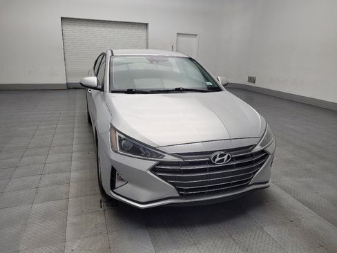 Used 2020 Hyundai Elantra SEL image 14
