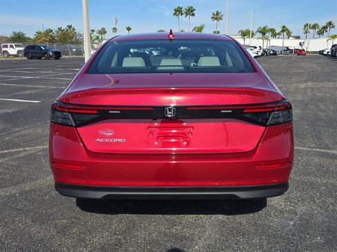 Used 2024 Honda Accord EX image 4