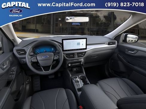 New 2025 Ford Escape SE w/ PHEV Premium Package FWD image 9