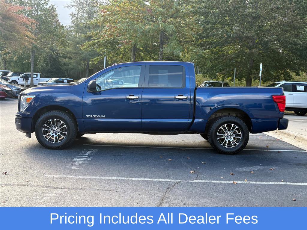Used 2021 Nissan Titan SV AWD/4WD image 5