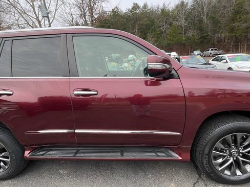 Used 2017 Lexus GX 460 Premium image 11