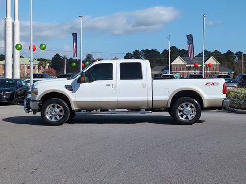 Used 2010 Ford F250 Lariat image 7