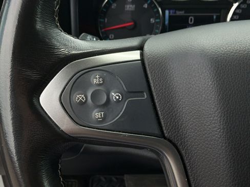 Used 2018 Chevrolet Silverado 1500 LT w/ LT Fleet Convenience Package AWD/4WD image 11