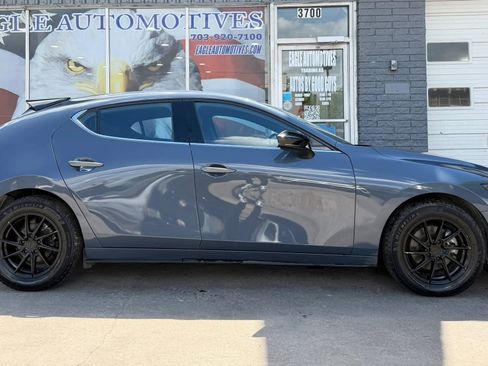 Used 2022 MAZDA MAZDA3 s image 2