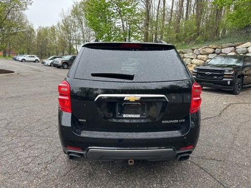 Used 2016 Chevrolet Equinox LTZ w/ Enhanced Convenience Package AWD/4WD image 4