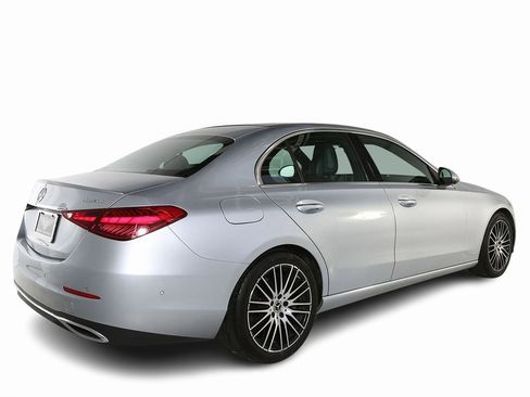 Used 2022 Mercedes-Benz C 300 4MATIC Sedan image 9