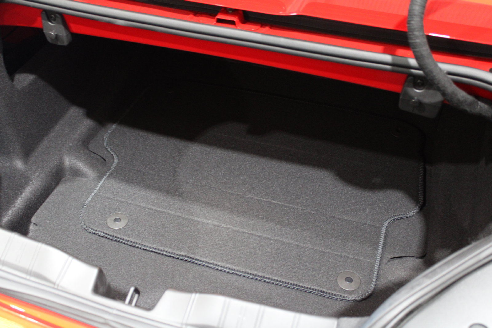 Used 2019 Chevrolet Camaro ZL1 RWD image 35