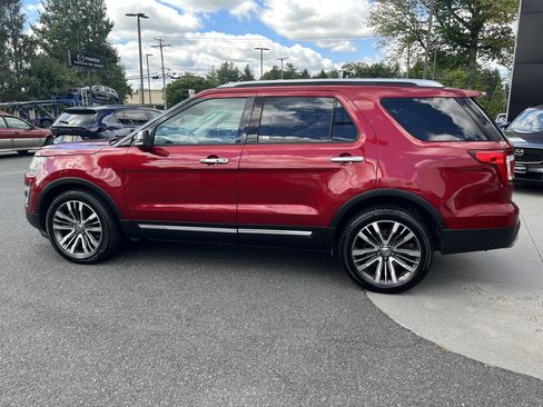 Used 2016 Ford Explorer Platinum AWD/4WD image 3