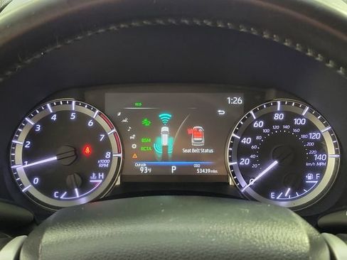 Used 2023 Toyota Highlander LE FWD image 27