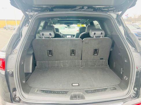 Used 2022 Buick Enclave Premium w/ Experience Buick Package image 38