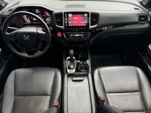 Used 2017 Honda Ridgeline Black Edition image 2