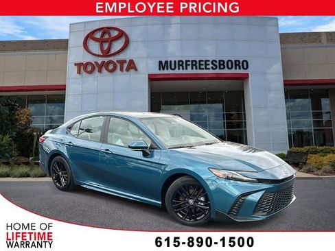 Used 2025 Toyota Camry SE w/ Multimedia Upgrade Package image 1