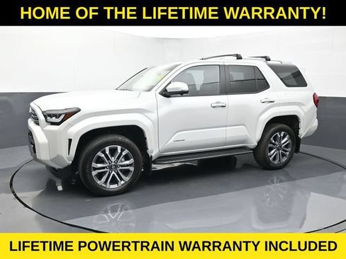 Used 2025 Toyota 4Runner Limited AWD/4WD image 3
