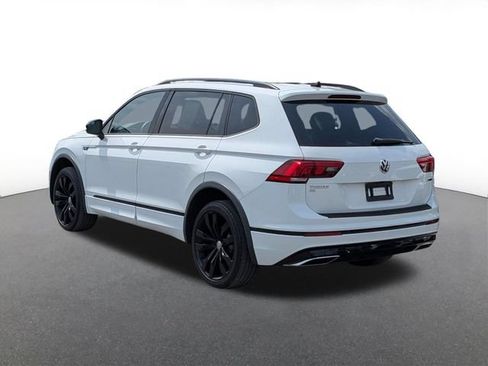 Used 2020 Volkswagen Tiguan SE R-Line AWD/4WD image 4