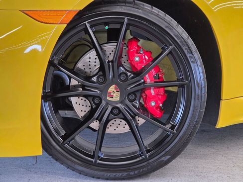Certified 2024 Porsche 718 Boxster S RWD image 26