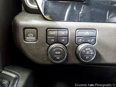 Used 2024 Chevrolet Silverado 1500 RST image 20