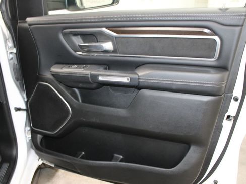 Used 2022 RAM 1500 Laramie image 29