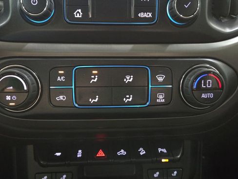 Used 2022 GMC Canyon AT4 w/ Trailering Package image 17