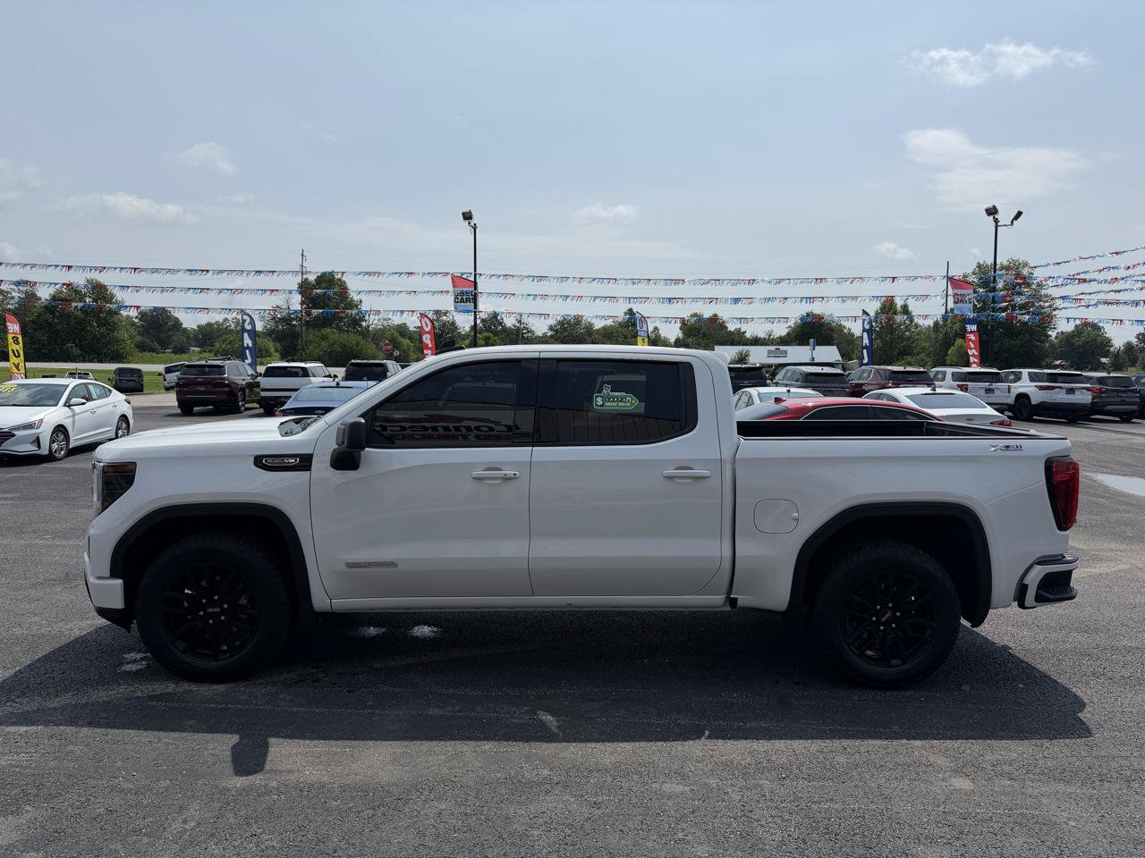 Used 2024 GMC Sierra 1500 Elevation w/ X31 Off-Road Package AWD/4WD image 8