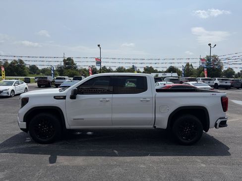 Used 2024 GMC Sierra 1500 Elevation w/ X31 Off-Road Package AWD/4WD image 8
