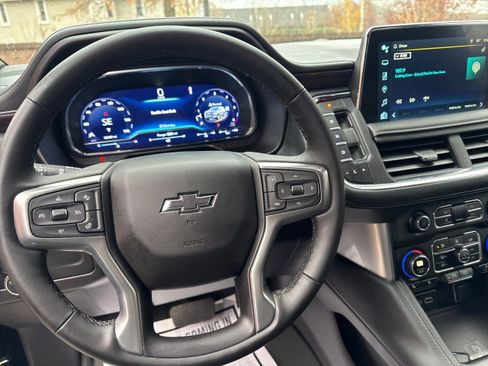 Certified 2024 Chevrolet Suburban Z71 w/ Luxury Package image 22