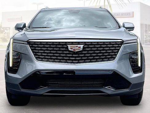 Used 2025 Cadillac XT4 Premium Luxury FWD image 24