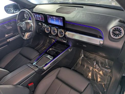 Used 2025 Mercedes-Benz GLB 250 image 20
