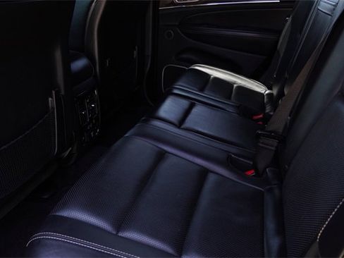 Used 2017 Jeep Grand Cherokee Overland image 12