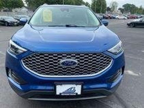 Certified 2024 Ford Edge SEL w/ Convenience Package AWD/4WD image 9