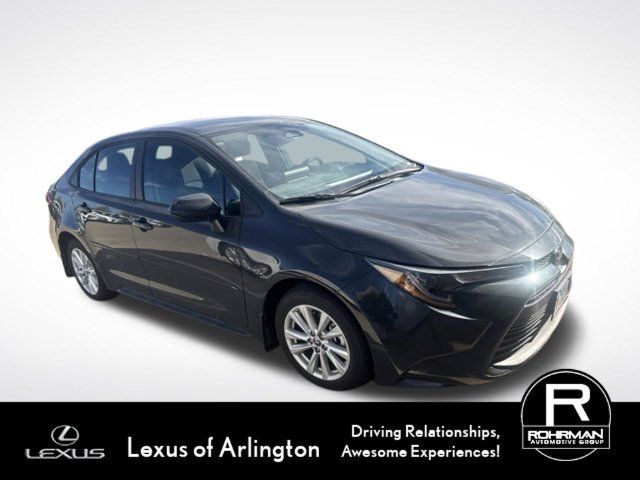 Used 2026 Toyota Corolla LE w/ LE Premium Package FWD image 2