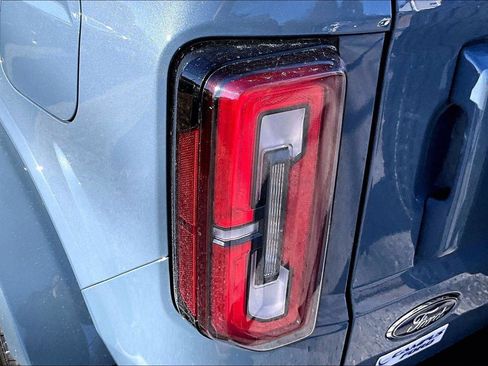 Used 2024 Ford Bronco Outer Banks image 29