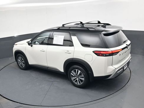 Used 2024 Nissan Pathfinder SL image 33